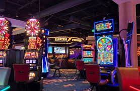 Dashboard sport dan casino dengan pilihan pasar sepak bola Liga 1 dan meja live dealer